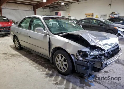2002 Honda Accord Ex from USA, damaged, VIN 1HGCG66832A092731
